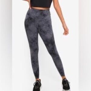 Old Navy Gray Marble floral High-Waist Leggings powerchill
